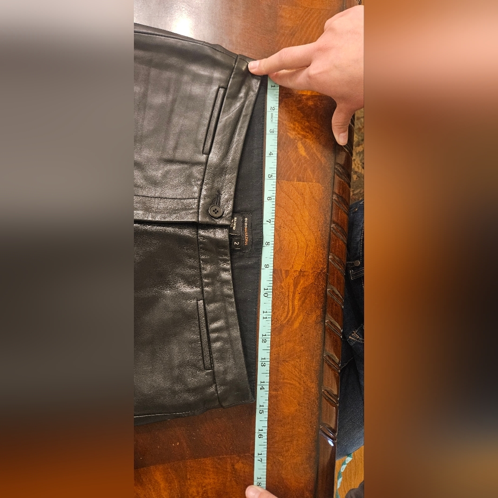 Vintage BCBGMAXAZRIA 100% leather pants size 2. Perfect condition - Picture 7 of 7